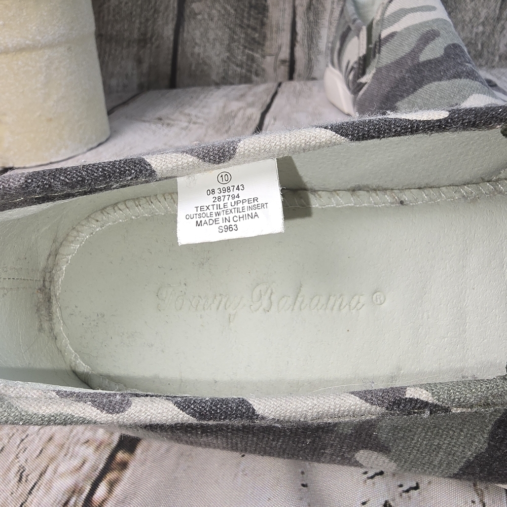 TOMMY BAHAMA CAMOUFLAGE SLIP ON SNEAKERS WOMENS SIZE 10 EUC - Picture 5 of 7